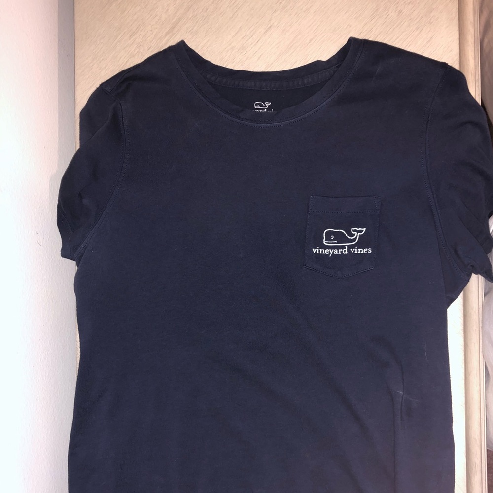 Vineyard Vines T Shirt